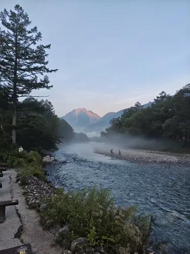 梓川と焼岳